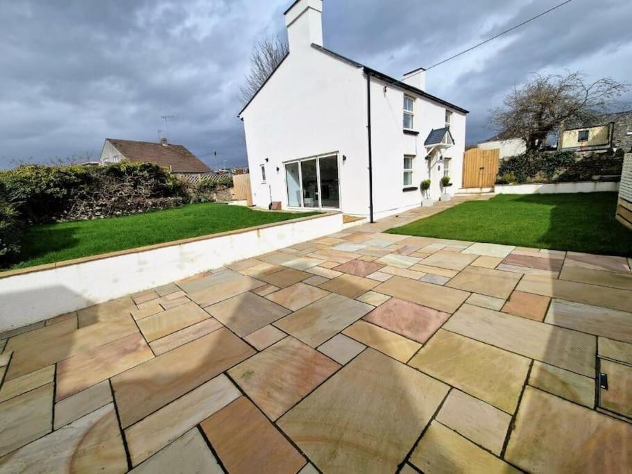 Charming Cottage Close To M4 Bridgend 布里真德 外观 照片